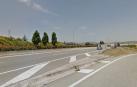 Un coche se sale de la vía y choca contra la mediana en Tajonar