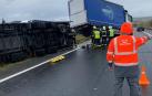 Un accidente de un tren de carretera corta un carril de la A15 en Tiebas