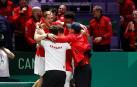 Los tenistas canadienses celebran el pase histórico a la final de la Copa Davis