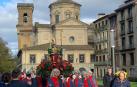 Pamplona honra a su patrón con una procesión y la salida de los Gigantes
