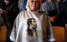 El poncho del Santo