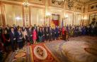 El Congreso ha acogido este viernes, 6 de diciembre, el acto central del cuadragésimo primer aniversario de la aprobación en referéndum de la Constitución de 1978, una ceremonia en la que se han estrenado sus anfitrionas, las presidentas del Congreso, Meritxell Batet, y del Senado, Pilar Llop, así como parlamentarios elegidos por primera vez el 28 de abril o el 10 de noviembre y presidentes autonómicos que apenas llevan medio año en el cargo.