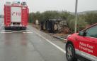 Dos heridos en la NA-122, a la altura de Lerín, tras sufrir una salida de vía y volcar