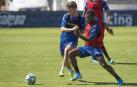 Marc Cardona y Pervis Esturpiñán durante el entrenamiento de este lunes.
