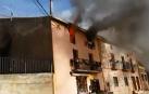 Un incendio causa graves daños en una vivienda en Mues