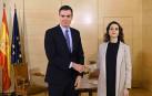 foto de Pedro Sánchez  al inicio de la reunión con Inés Arrimadas
