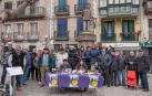 Los productores de 'Plazara!' llevan su manifiesto frente al Ayuntamiento de Estella