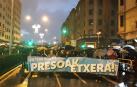 Cientos de personas exigen en Pamplona el fin de la política de dispersión