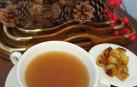 Imagen del consomé al jerez, una de las tres recetas navideñas