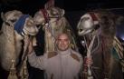 Fernando Lizaur, con las dos dromedarias y el camello de la comitiva de los Reyes Magos.