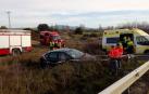 Trasladados al CHN una madre y su bebé de tres meses tras salirse de la N-121 en Olóriz