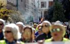 Cientos de pensionistas se manifiestan en Pamplona para pedir "una vida con dignidad"