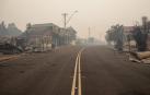 Aumentan a 16 las personas fallecidas por los incendios que azotan Australia