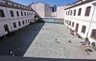 El Colegio San Francisco, el único centro de Pamplona sin patio cubierto