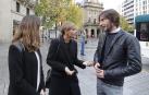 La cabeza de lista de Unidas Podemos al Congreso por Navarra, Ione Belarra (i), acompañada de Gema Gil (c), concejala de Unidas Podemos en Leganés y del parlamentario foral Mikel Buil
