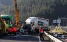 Catorce heridos, dos de ellos graves, en un accidente múltiple en Guipúzcoa