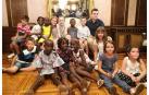 Niños guineanos buscan hogar