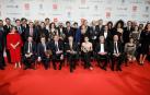 Autoridades y premiados posan en la foto final tras la gala de los Premios Forqué