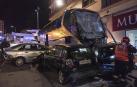 Un autobús de La Estellesa se estrelló este viernes, 17 de enero, contra una gasolinera, arrollando a viandantes y a varios vehículos, en la localidad navarra.