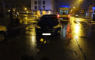 Una conductora ebria se sale de la vía y choca contra un semáforo en Buztintxuri
