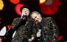 Sabina y Serrat, en su primer concierto en el Wizink Center de Madrid de la gira 'No hay dos sin tres'
