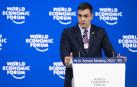 El presidente del Gobierno, Pedro Sánchez, interviene en la segunda jornada del Foro Davos, este miércoles, en Davos (Suiza).