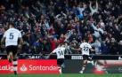 El Valencia recupera su mejor versión y tumba al Barcelona