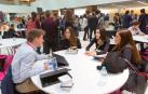 Varias estudiantes, en la jornada del Recruiting Day en la Universidad de Navarra.