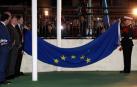 Gibraltar se despide de la UE con la arriada de la bandera europea