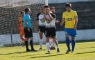 Lalaguna, Marcos Isla, Delgado y Diego Suárez reaccionan a la decisión del colegiado de señalar el penalti que supuso el 2-2.