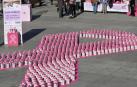 La organización organizó el acto con motivo del próximo Día Internacional del Cáncer de Mama.