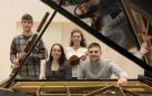 De izquierda a derecha: Íñigo López de Sosoaga (fagot), Lorena Munilla (flauta), Mirari Etxeberria (violín), Diego Eder (piano).