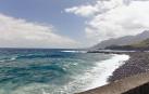 Salvan la vida a un pescador tras caerse al mar en Jover (Tenerife)