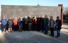 Reparan el muro de los fusilados en el Parque de La Memoria