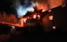 Las llamas han destruido por completo la vivienda incenciada en Irurozqui
