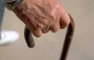 Un hombre de 86 años deja inconsciente a otro de 65 tras una discusión de tráfico