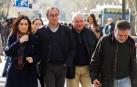 Familiares, amigos e instituciones participaron este sábado 22 de febrero en Vitoria en un acto en memoria al exedil socialista Fernando Buesa y a su escolta, Jorge Díaz, con motivo del 20 aniversario de su asesinato a manos de la banda terrorista ETA,