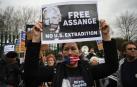 Assange comparece al inicio de su juicio de extradición a EEUU por espionaje
