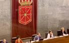 Hualde protagoniza la anécdota de la votación presupuestaria