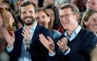 El presidente del PP, Pablo Casado (i) y el presidente del PPdeG y candidato a la reelección, Alberto Núñez Feijóo, en Ourense.