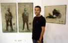 El artista Juanjo Lazcano, autor de la serie Confinados, diario de un viaje emocional.