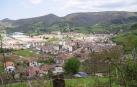 En una imagen de archivo, panorámica del centro urbano de Leitza.
