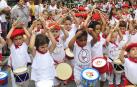 La tamborrada infantil es parte de la jornada inaugural de las fiestas de Lesaka.