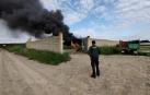 Un incendio afecta a un recinto agrícola en Peralta