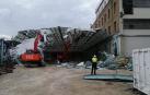 Los trabajos de demolición han comenzado por la pista cubierta
