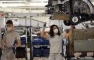 Tras seis semanas de parón, la producción de coches retornó este 27 de abril a Landaben.