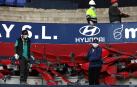 Las obras del estadio avanzan con la retirada de los asientos y las cubiertas
