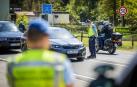 La policía neerlandesa realiza controles en la frontera con Alemania de la ciudad de Vlodrop.