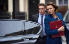 Richard Madden y Kelley Hawes, los protagonistas.