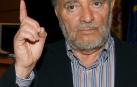 Julio Anguita, ingresado en el hospital de Salamanca por dolencias card&iacute;acas